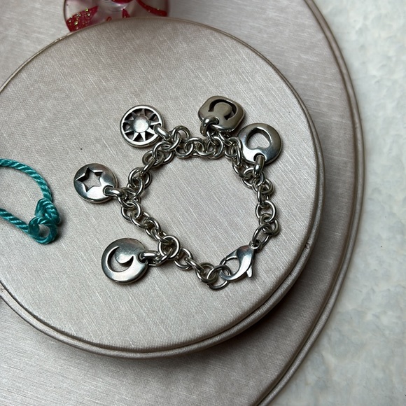 Tiffany & Co. Beautiful Multiple 5 Charm Final price and no bargaining . 68 - Picture 4 of 4